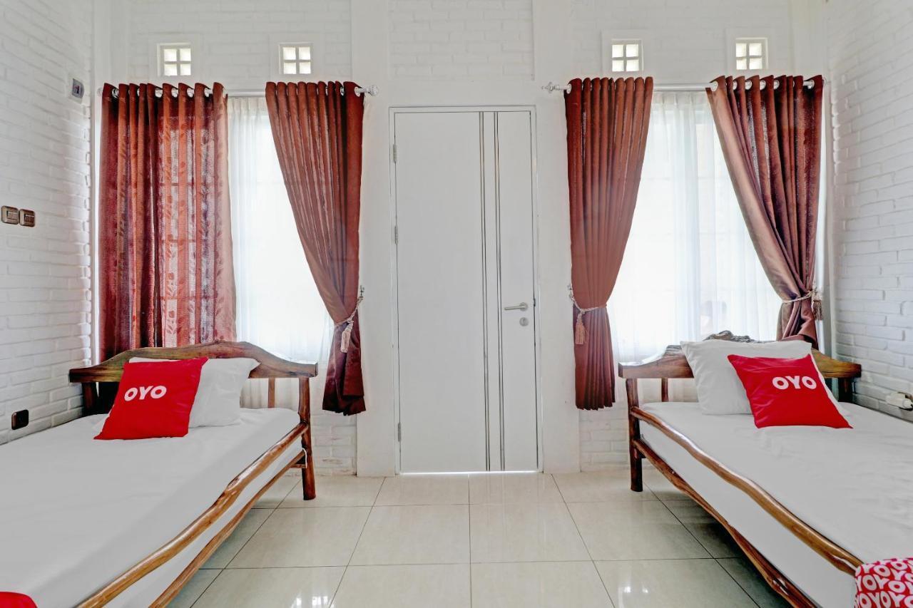 Super Oyo Collection O 90617 Rumah Oma Opa Syariah Cibiru Dış mekan fotoğraf